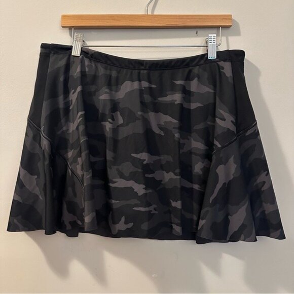 Athleta Match Point Skort Black Camo Size Large - Picture 3 of 12